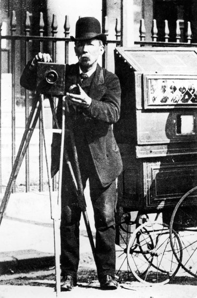 Un fotografo itinerante, XIX secolo da English Photographer